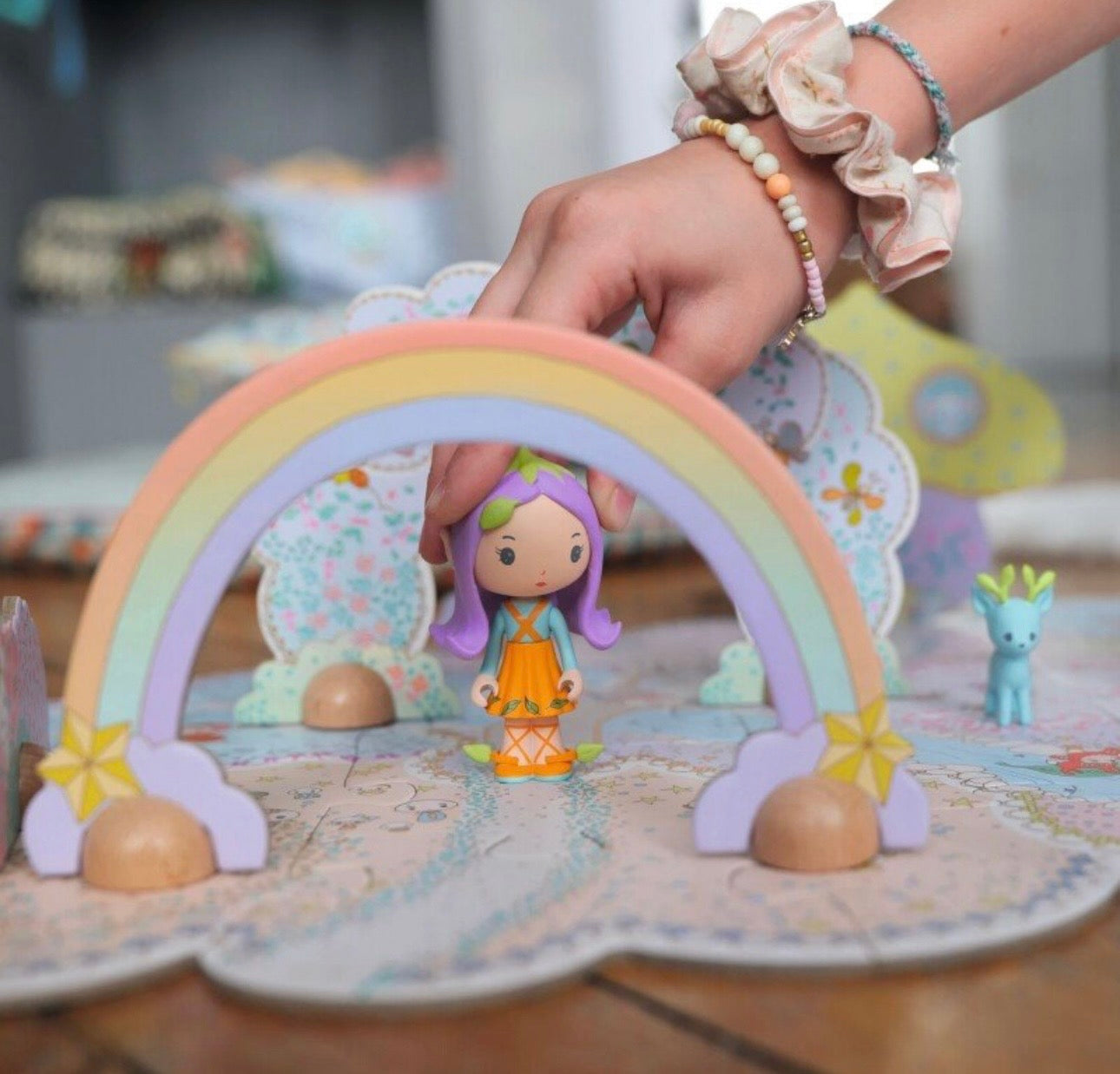 Tinyly milzu grīdas puzle ar figūriņām "Puzzl'Up — Lilija un Polo" (33 gab.)